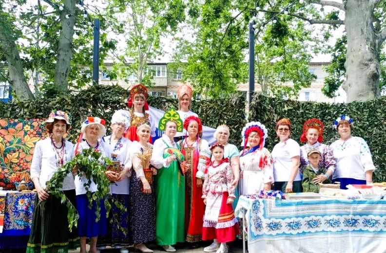 Благотворительная ярмарка — фестиваль белореченского «Клуба рукоделия»