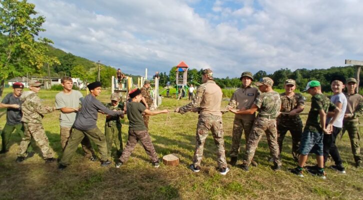 На хуторе Фадеевском прошли соревнования для молодёжи ко Дню Крещения Руси