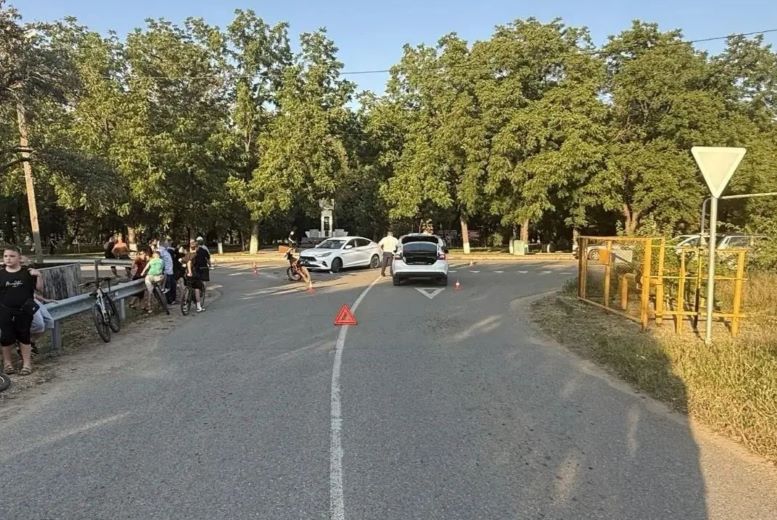 Не пропустил электропитбайк с несовершеннолетним